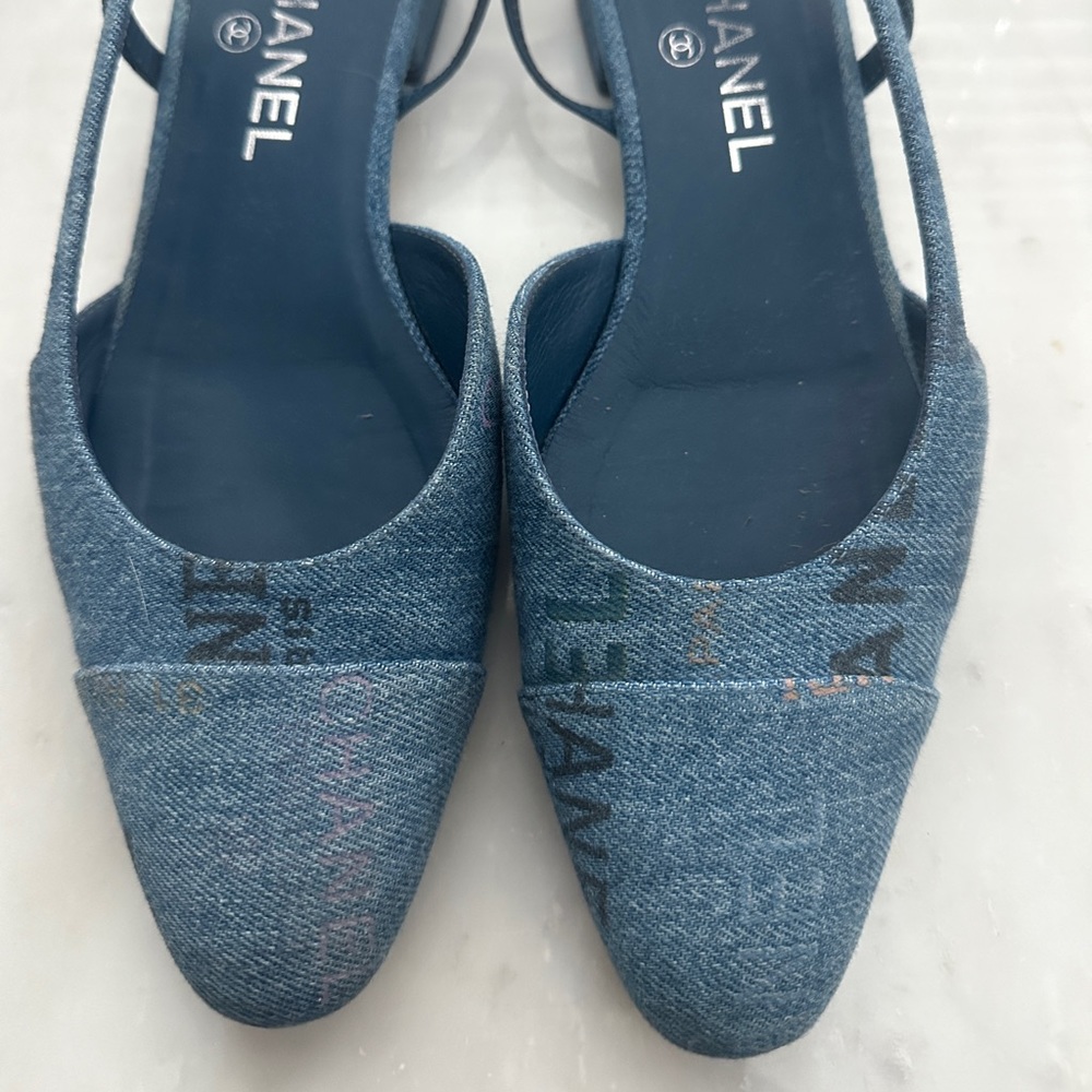 Authentic Chanel flat slingbacks